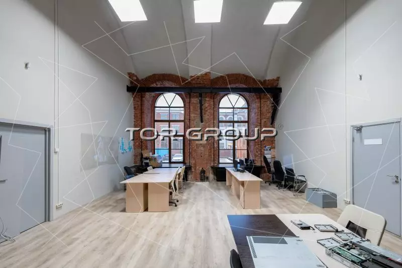 Без посредников. 456м, 1 этаж. Офис/универсальное-98. Фото объекта