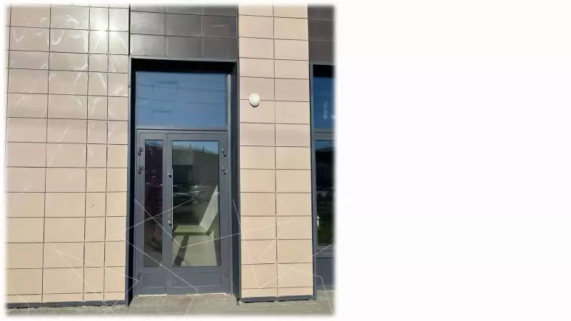 Аренда торгового помещения 50 кв.метров, 1 этаж-1. Фасад фронтальная