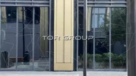 На 2-м этаже роскошного апарт-отеля у метро-4. Дополнительный вход / выход