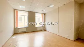 Аренда офиса 171.4 кв.метров, 2 этаж-98. Фото объекта