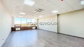 Фасадный офис 80 м2 с готовым ремонтом-98. Фото объекта