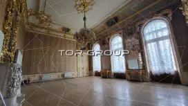 Офис в сердце СПб с историческими интерьерами-98. Фото объекта