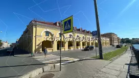 Под тихий офис/услуги,  вход со двора, 87 м2 1 этаж-98. Фото объекта