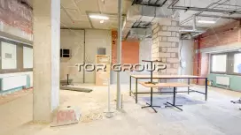 Под тихий офис/услуги,  вход со двора, 87 м2 1 этаж-98. Фото объекта