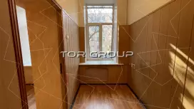 Продажа офиса 400 кв.метров, 2 этаж-98. Фото объекта