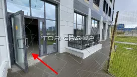 Торговое помещение 65 м&sup2; с витринами, 1 этаж-98. Фото объекта