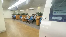 Аренда торгового помещения 148.4 кв.метров, 1 этаж-98. Фото объекта