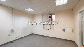 Аренда офиса 172 кв.метров, Цоколь этаж-98. Фото объекта