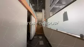 Аренда офиса 820 кв.метров, 1 этаж-98. Фото объекта