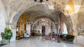 Аренда офиса 149.7 кв.метров, 1 этаж-98. Фото объекта