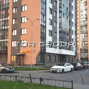 -2. Фасад с угла