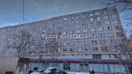 80 м2 в Невском районе-2. Фасад с угла