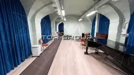 Аренда офиса 181.8 кв.метров, 1 этаж-98. Фото объекта