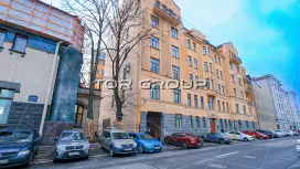 Продажа здания 6700 м2 на Петроградке-98. Фото объекта