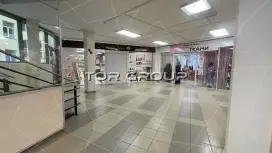 Торговое у метро 38 м2-98. Фото объекта