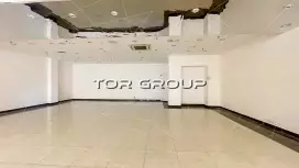 Собственник. 125,2 м2 в ТЦ, шоурум/торговля-98. Фото объекта