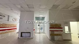 Торговое 130 м2 у метро Московская-98. Фото объекта