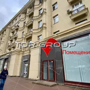 -3. Входная группа с фасада