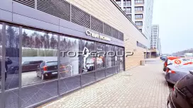 64 м2 с ремонтом, йога/растяжка/торговое-98. Фото объекта