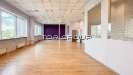 есть от 40 до 900м. Офис 108 м2 от собственника-98. Фото объекта