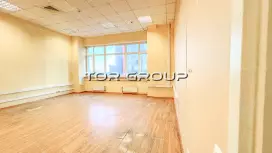 есть от 40 до 900м Офис 98.9 м. От собственника-98. Фото объекта