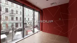 Аренда торгового помещения 67 кв.метров, 2 этаж-98. Фото объекта
