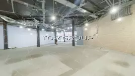 409 м&sup2; у метро.Отличный трафик, можно 24/7.Терраса-98. Фото объекта