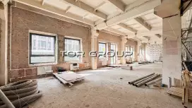 Офис 413м2,1 эт,отд.вход с улицы.У Невской ратуши-98. Фото объекта