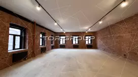 Здание в стиле Лофт-98. Фото объекта