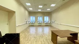 Офис 46 м2, высокий потолок, хороший ремонт-98. Фото объекта