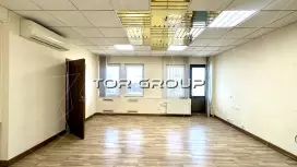 Офис 55 м2 с балконом. 2 каб.-98. Фото объекта