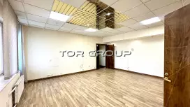 Офис 55 м2 с балконом. 2 каб.-98. Фото объекта