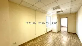 Офис 55 м2 с балконом. 2 каб.-98. Фото объекта