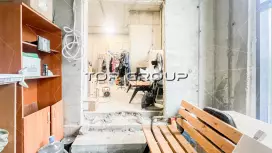 Помещение 106 м2, 1 эт, витрины-98. Фото объекта