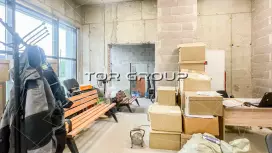 Помещение 106 м2, 1 эт, витрины-98. Фото объекта
