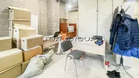 Помещение 106 м2, 1 эт, витрины-98. Фото объекта