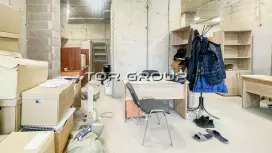 Помещение 106 м2, 1 эт, витрины-98. Фото объекта