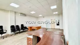 Офис с большими окнами, кондиционер-98. Фото объекта