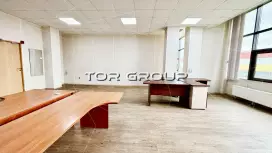 Офис с большими окнами, кондиционер-98. Фото объекта