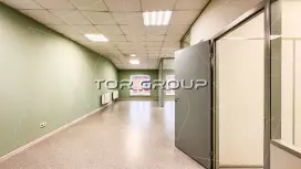 Офис 215 м2 у метро, есть лифт-98. Фото объекта