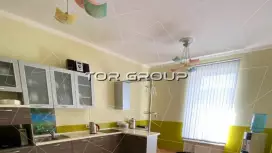Аренда офиса с мебелью 266 кв.метров, 1 этаж-98. Фото объекта