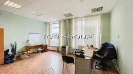Офис 33,8 м2 с большими окнами-98. Фото объекта