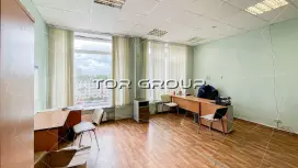 Офис 33,8 м2 с большими окнами-98. Фото объекта