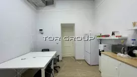Фасадный офис 352 кв м. От собственника-98. Фото объекта