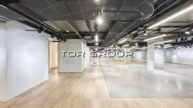 Торговая площадь у метро, 500 м2-98. Фото объекта