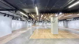 Торговая площадь у метро, 500 м2-98. Фото объекта