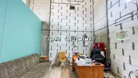 Торговое, 55,5 м2, высокие потолки, витрины-98. Фото объекта