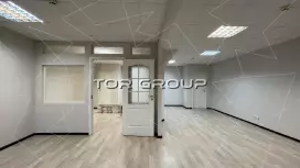 Аренда офиса 79.75 кв.метров, 3 этаж-98. Фото объекта