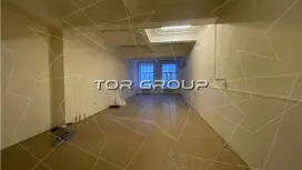 Аренда торгового помещения 68.5 кв.метров, 1 этаж-98. Фото объекта