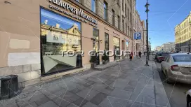 Аренда торгового помещения 100 кв.метров, 1 этаж-98. Фото объекта